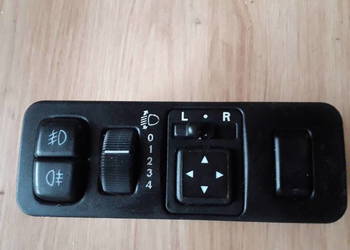 Przełacznik regulacji lusterek Mitsubishi Carisma 95-99r