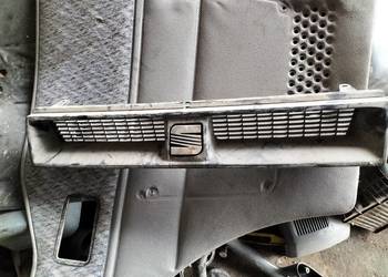 ATRAPA GRIL  SEAT TOLEDO 91-95