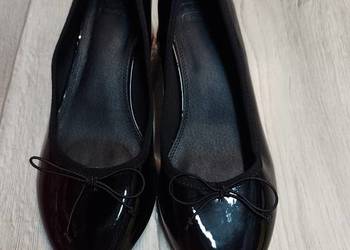 (40) ASOS Design) Czarne czółenka z Londynu na szeroką stopę, NOWE