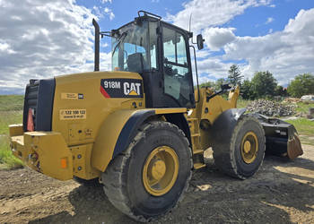Ładowarka kołowa CATERPILLAR 918 M, 4x4 (2019 r. / 9500 kg / 5 744 mth)