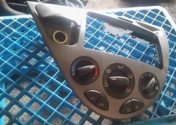 Ford Focus mk1 01r lift panel nawiewu 98AB18C419AF