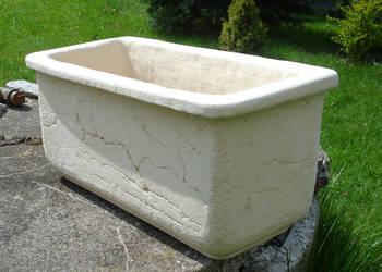 Ceramiczna donica mrozoodporna. 40 x 20 x 20 cm.