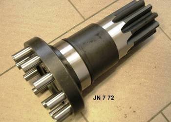 Wał zębaty przekładni Z-11 do koparki Liebherr