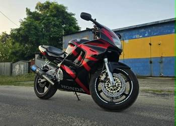 Honda CBR 600 przygotowana do sezonu / zamienię