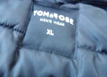 Męska czarna kurtka pikowana z kapturem Tom & Rose – Rozmiar XL – Stan bard