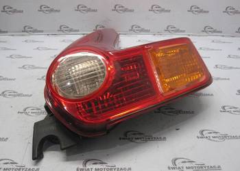 NISSAN JUKE 11r lampa prawa tył