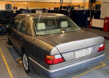 mercedes 400E  4.2V8