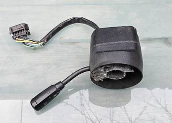 Przełącznik kierunkowskazów mercedes w202