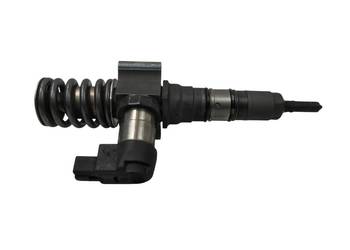 POMPOWTRYSKIWACZ wtrysk Audi A3 8P VW Passat B6 2.0 TDI 03G130073S BKP