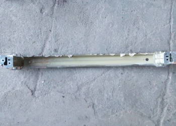 Tylna belka zderzaka Honda CR-V 2017r Tylna belka zderzaka Honda CR-V 2017r