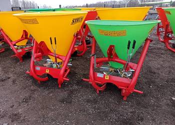 400 litrów Rozsiewacz do nawozów STRUMYK Lejek LEJ-02 Dowóz