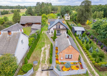 Dwa domy w cenie jednego - do zamieszkania - nad jeziorem - Brudnów