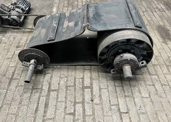 Separator magnetyczny, złomu, nad-taśmowy, wzdłużny, do odlewni