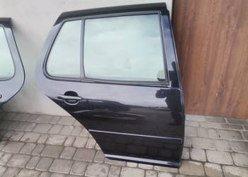 VOLKSWAGEN GOLF 4 IV 5D DRZWI PRAWY TYŁ