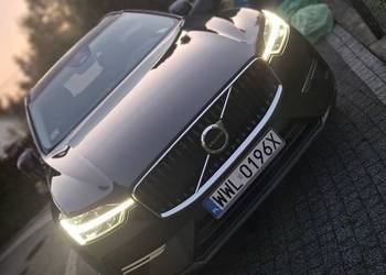 Volvo xc60 II polift Momentum  mild hybrid