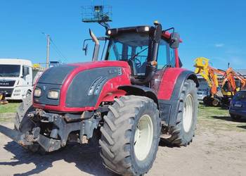 Ciągnik rolniczy Valtra T152, moc 150 KM