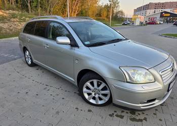 Toyota Avensis 2.0 D-4D 116km XENON skóra drugi wlasciciel Toyota Avensis 2.0 D-4D 116km XENON skóra drugi wlasciciel