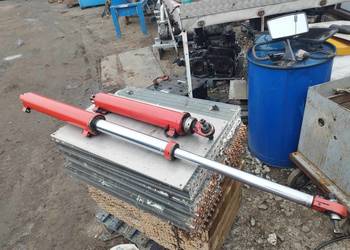 Siłownik hydrauliczny, tłok. Złożony 72 cm rozciągnięty 161