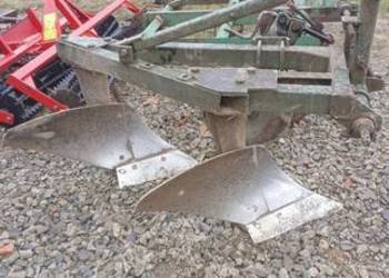Pług 2skibowy na częsci Odkładnice słupice blaszki