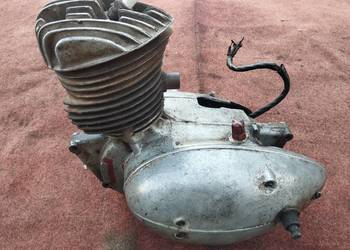 IFA rt 125 silnik