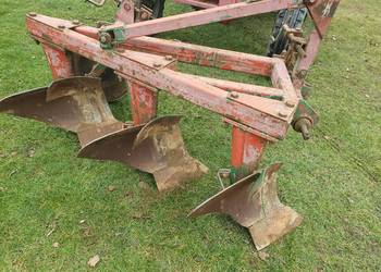 Sprzedam pług trzy skibowy