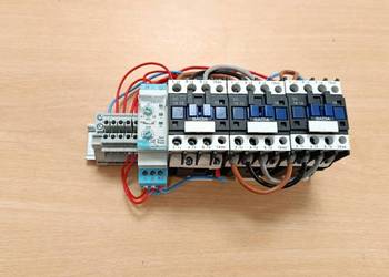 Układ rozruchowy gwiazda trójkąt do silników o mocy do 7,5 KW
