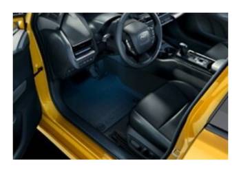 TOYOTA Prius Dywaniki gumowe komplet PW210-47020 OE