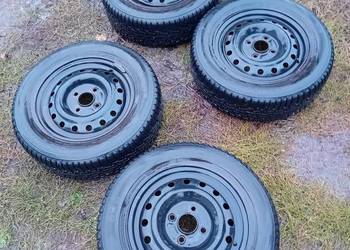 Koła zimowe z oponami w bdb stanie 195.65r15 Nokian 2020r Honda itp 4x100