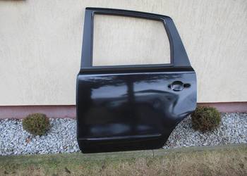 DRZWI LEWY TYŁ TYLNE Z11 NISSAN NOTE E11
