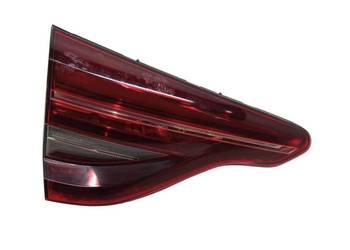 LAMPA TYŁ W KLAPĘ LEWA  265557776R Renault Clio V (2019-)