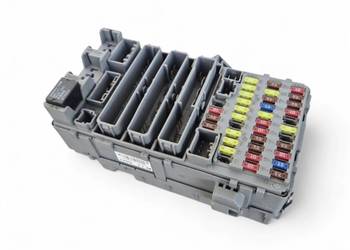 SKRZYNKA BEZPIECZNIKÓW HONDA CR-V III ( 3 )