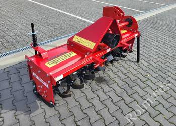 Glebogryzarka firmy Strumyk Gryza Transport Glebogryzarka firmy Strumyk Gryza Transport