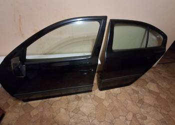 Skoda octawia II drzwi lewe nr. lakieru 9910