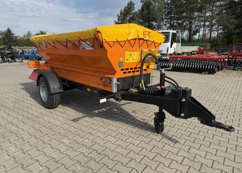 Posypywarka, piaskarka Pronar T130 2,52t. Dostępna od ręki.