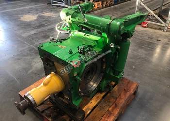 Tylny most John Deere 8360R