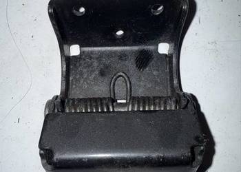 Uchwyt siedzenia schowka Aprilia SR GT 125