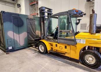 Wózek widłowy Kraków Wynajem i usługi Załadunki Rozładunki Towarów Skrzyń