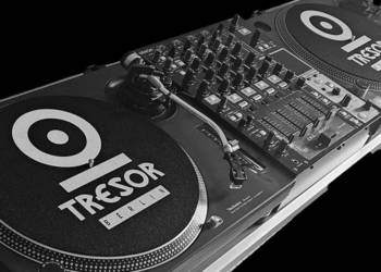 Technics 1210 mk2 (2szt) + Denon DN-x1600