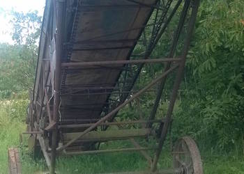 Transporter / taśmociág / podajnik do siana lub budowlany