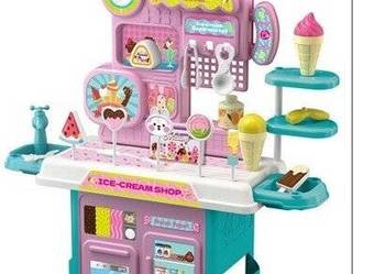 Desserts Shop / Lodziarnia Ice Cream Party