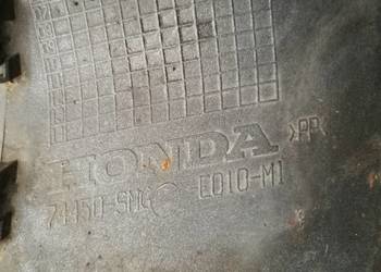 Sierp lewy tył Honda Civic VIII 5d listwa ochronna błotnika