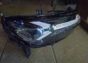 Lampa przednia Dacia Sandero lll