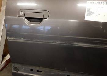 DRZWI PRAWE PRZÓD  A8