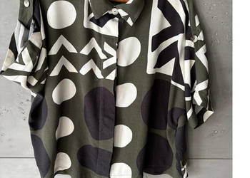 Bluzka wzorzysta damska, rozm. M, rękaw krótki, używana