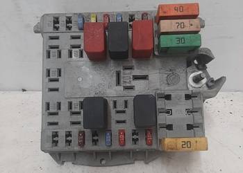 Fiat Strada Albea skrzynka bezpieczników 46766006