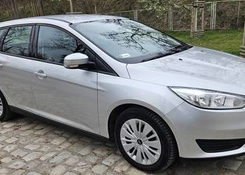 Ford Focus 2016r, 1.6 benzyna 125 KM, salonowy.