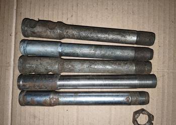 Oś bocznego wózka Dniepr MT K650 Ural