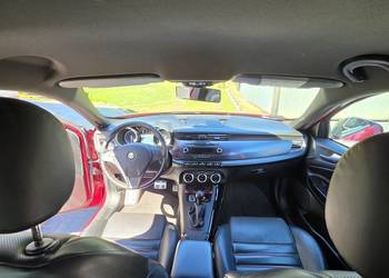 Alfa Romeo Giulietta 1.4 170KM benzyna z ksenonami, zadbana, salon Polska