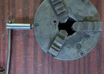 Uchwyt tokarski 200