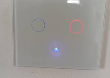 Wyłącznik światła wifi  tuya